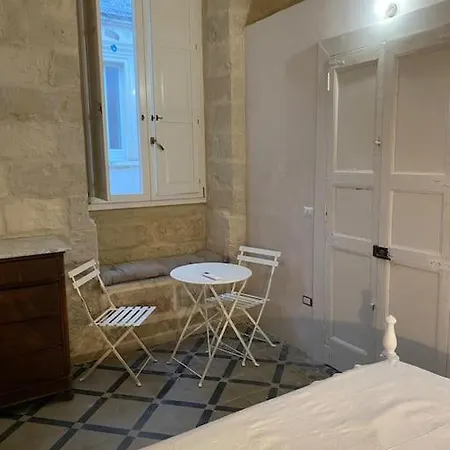 Antica Casa Apartment *