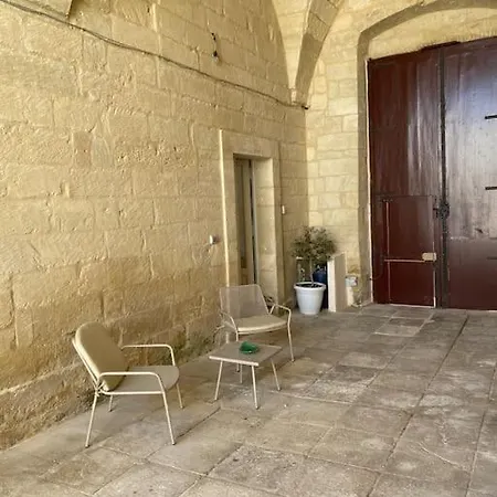 Apartament Antica Casa *