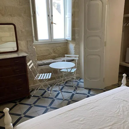 Apartament Antica Casa *
